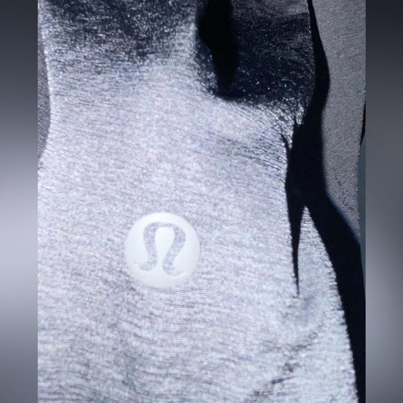 Lululemon tank - Picture 3 of 3